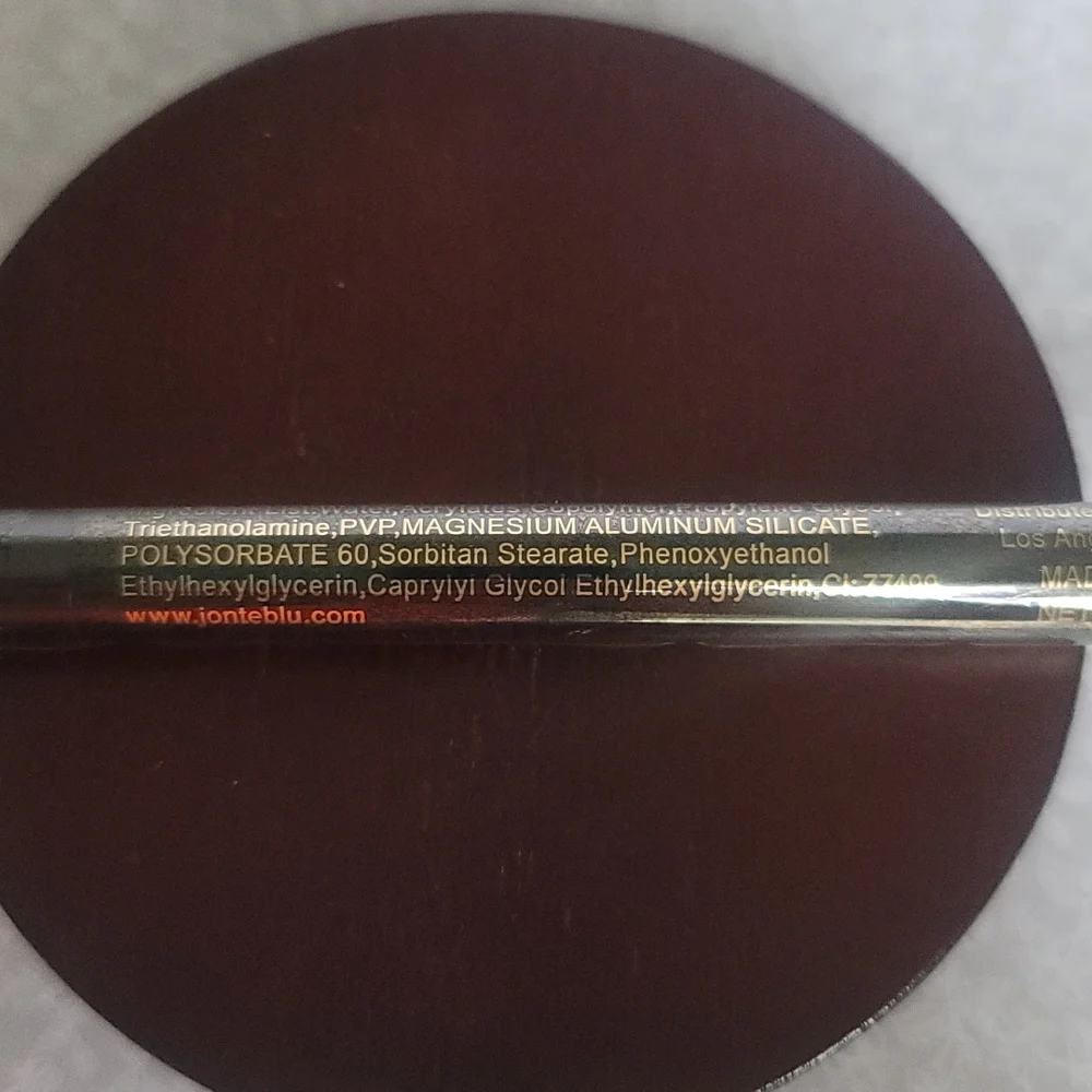 Jontéblu Professional Art Make-up - 24 Hr Liquid Eyeliner